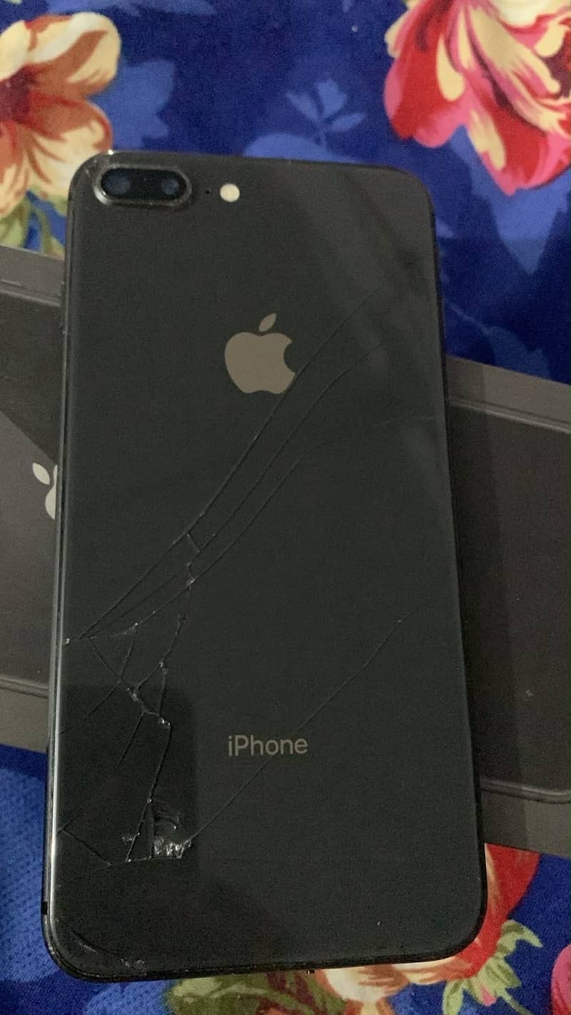 Apple iPhone 8 Plus Black 1