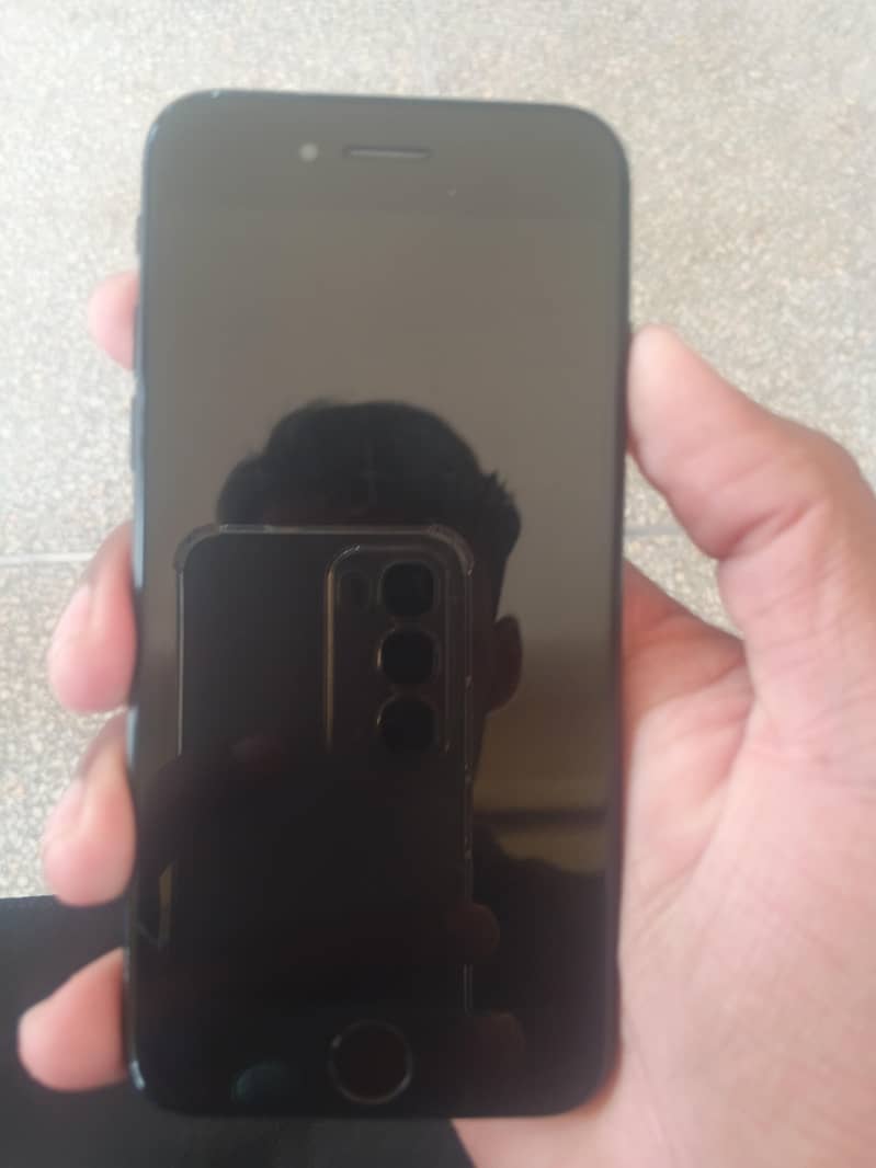 Apple iPhone 7 6