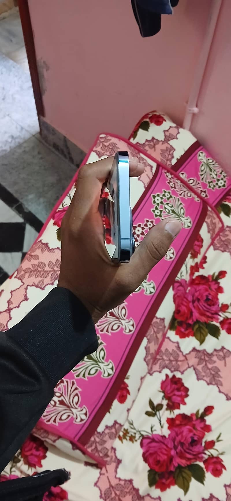 Apple iPhone 13 Pro Max 1