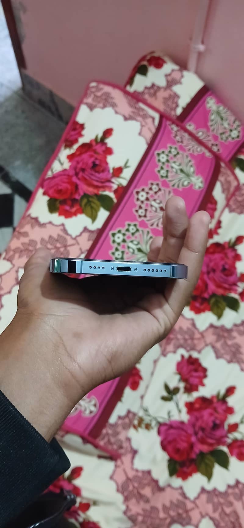 Apple iPhone 13 Pro Max 2