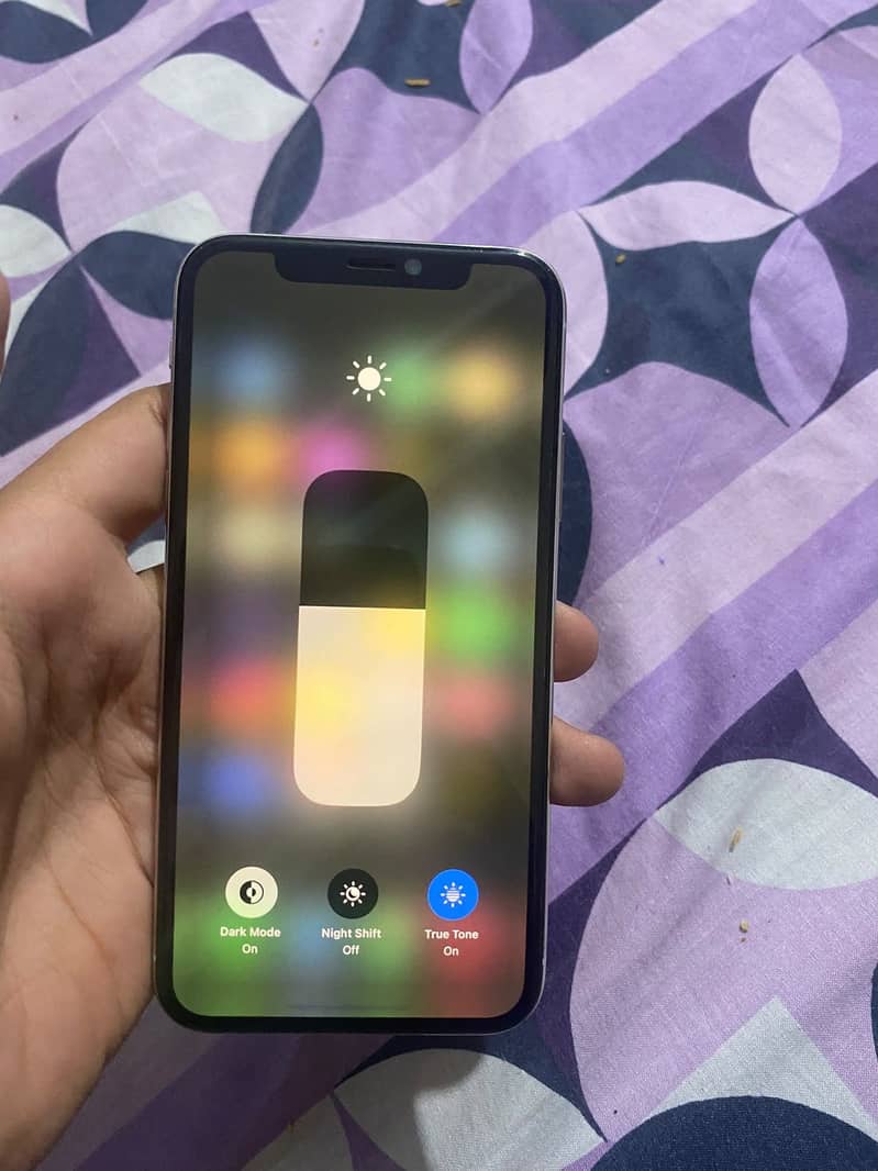 Apple iPhone X 3