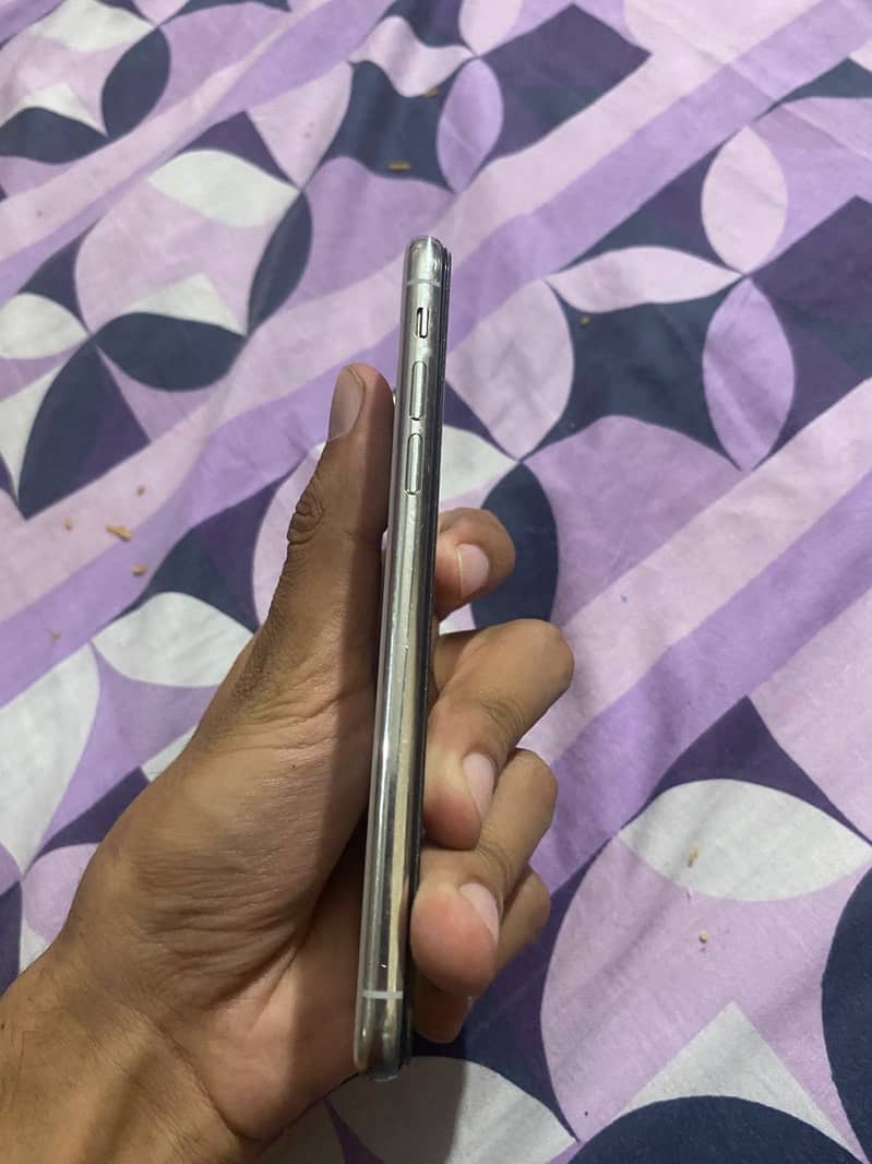 Apple iPhone X 7