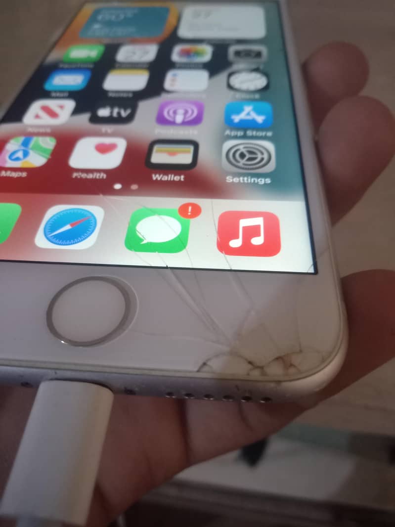 Apple iPhone 7 2