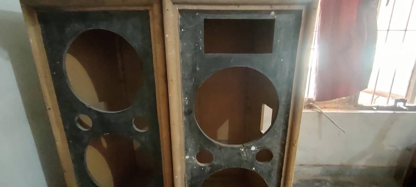 DJ system Speaker Box pair . 1