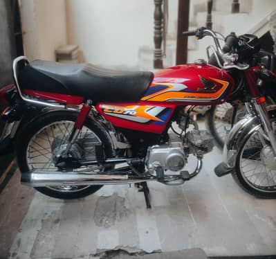 Honda cd 70cc 2025