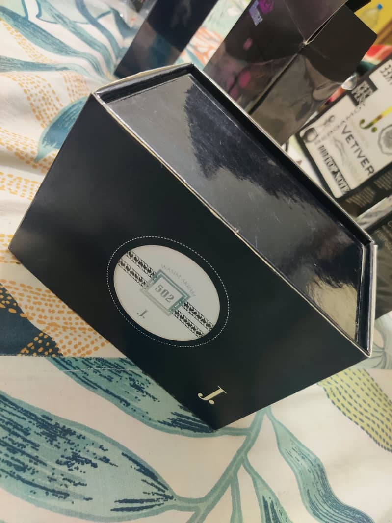 Perfumes 17
