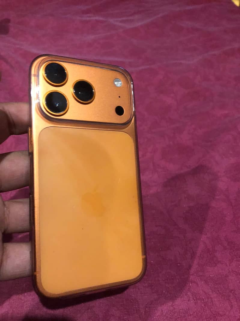 Apple iPhone 14 Pro 0