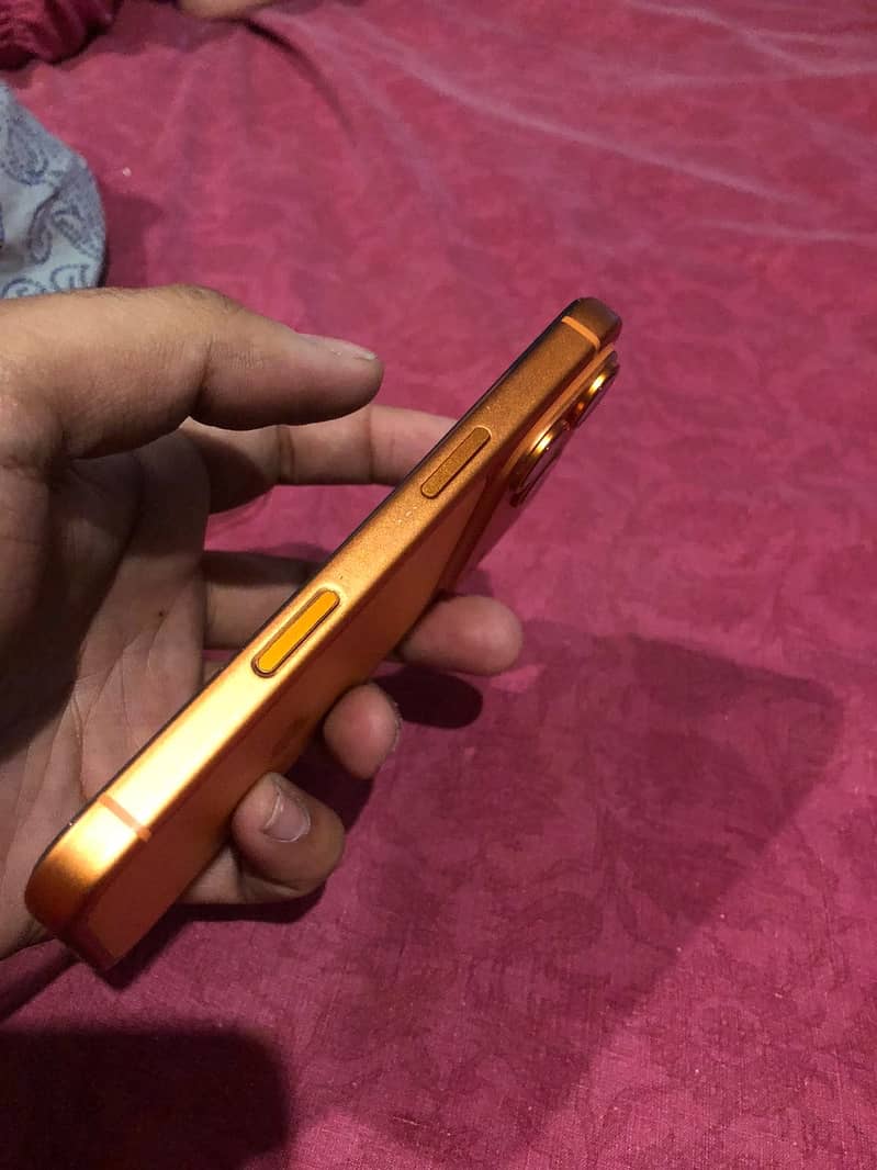 Apple iPhone 14 Pro 4