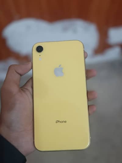 Apple iPhone XR factory unlocke  all ok