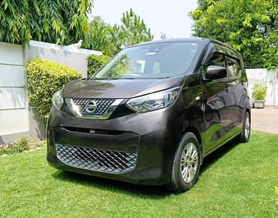 Nissan Dayz 2022 whatapp 03228546404