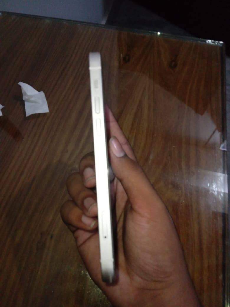 Apple iPhone 13 mini 3