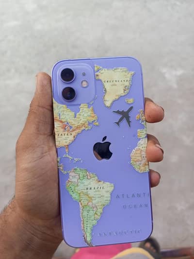 Apple iPhone 12