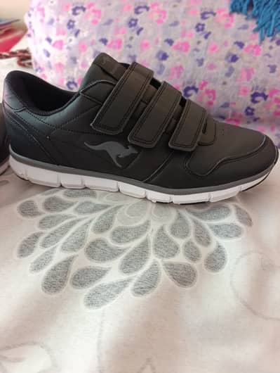 Original imported sneackers original kangaroos brand imported from USA