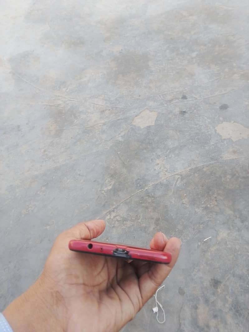 Samsung Mobile J6 Plus 5