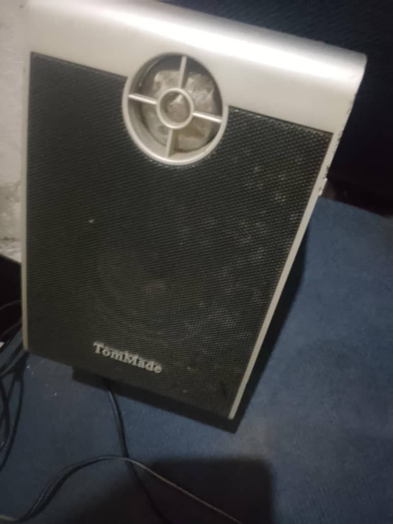 speaker USB for computer mobile and lcd 4
