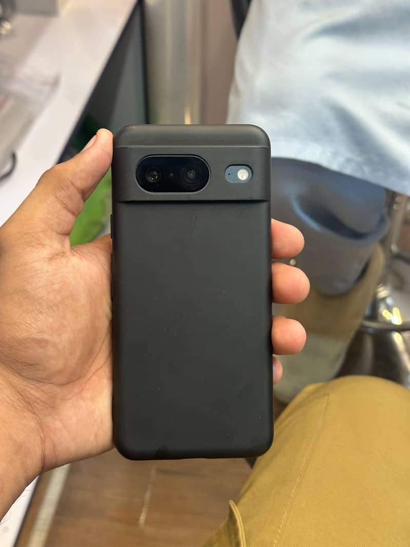 Google Pixel 8 3