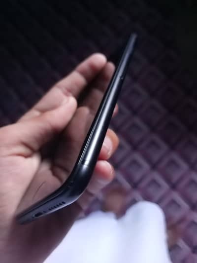 Apple iPhone SE 2020