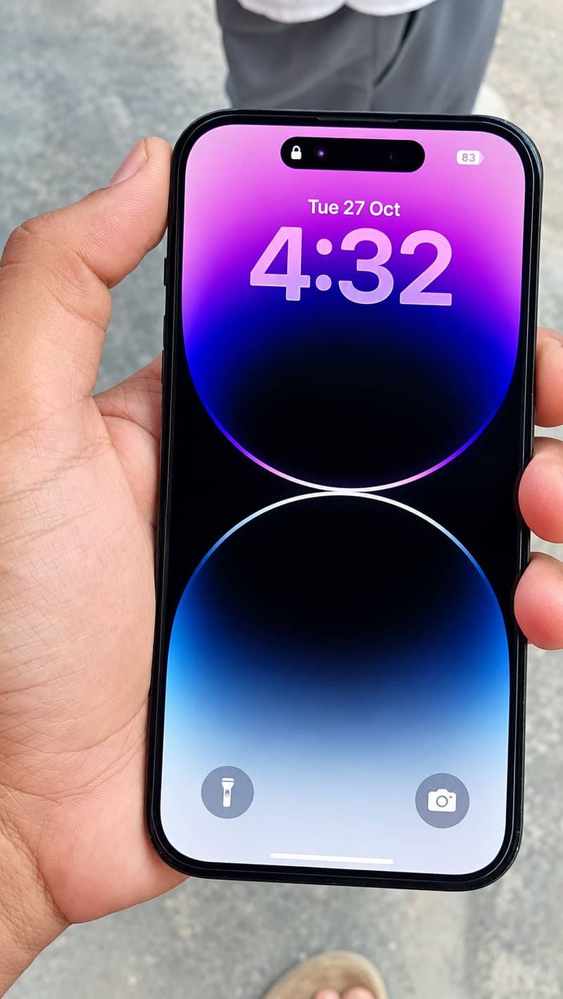 Apple iPhone 14 Pro 1