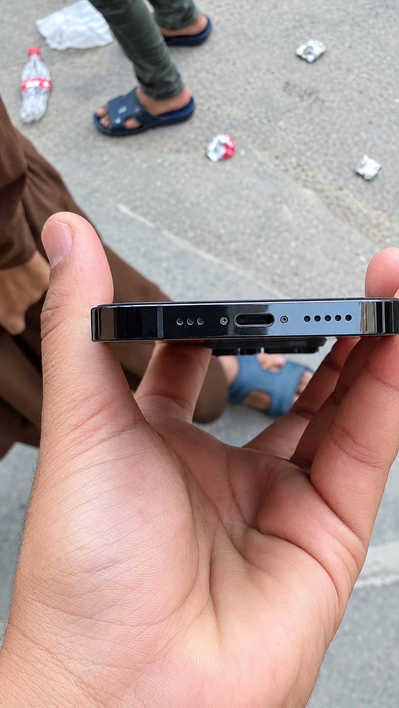 Apple iPhone 14 Pro 8