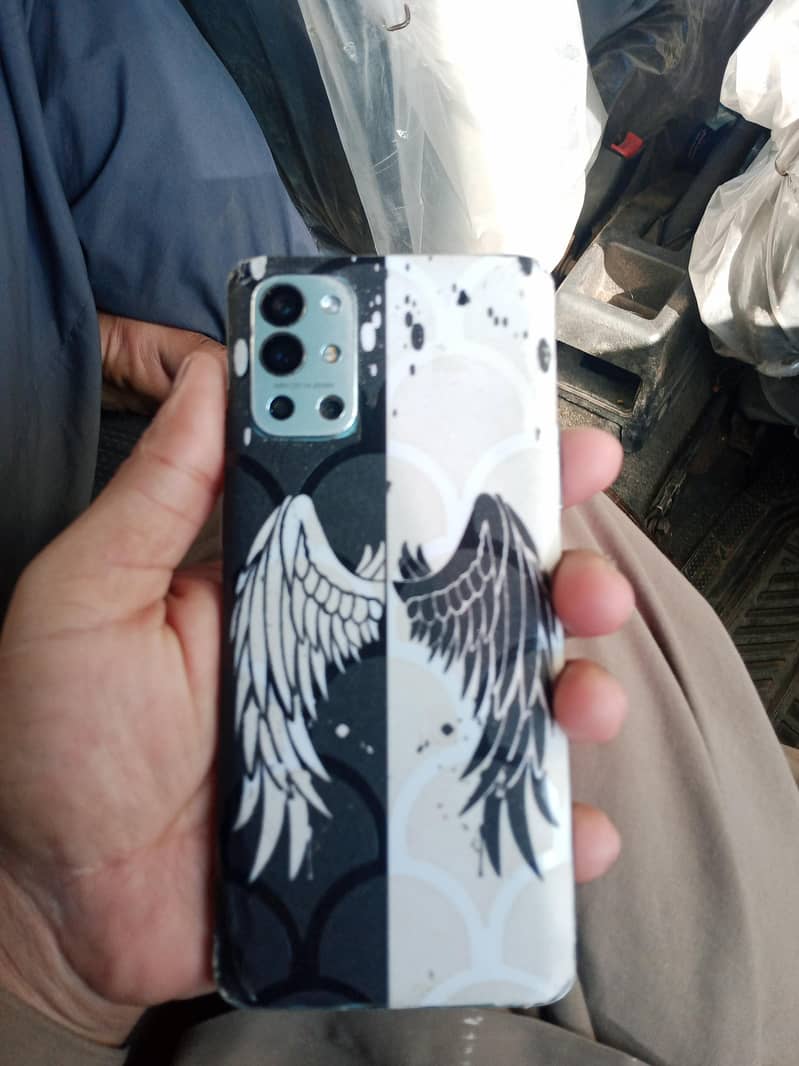 One Plus 9R 2