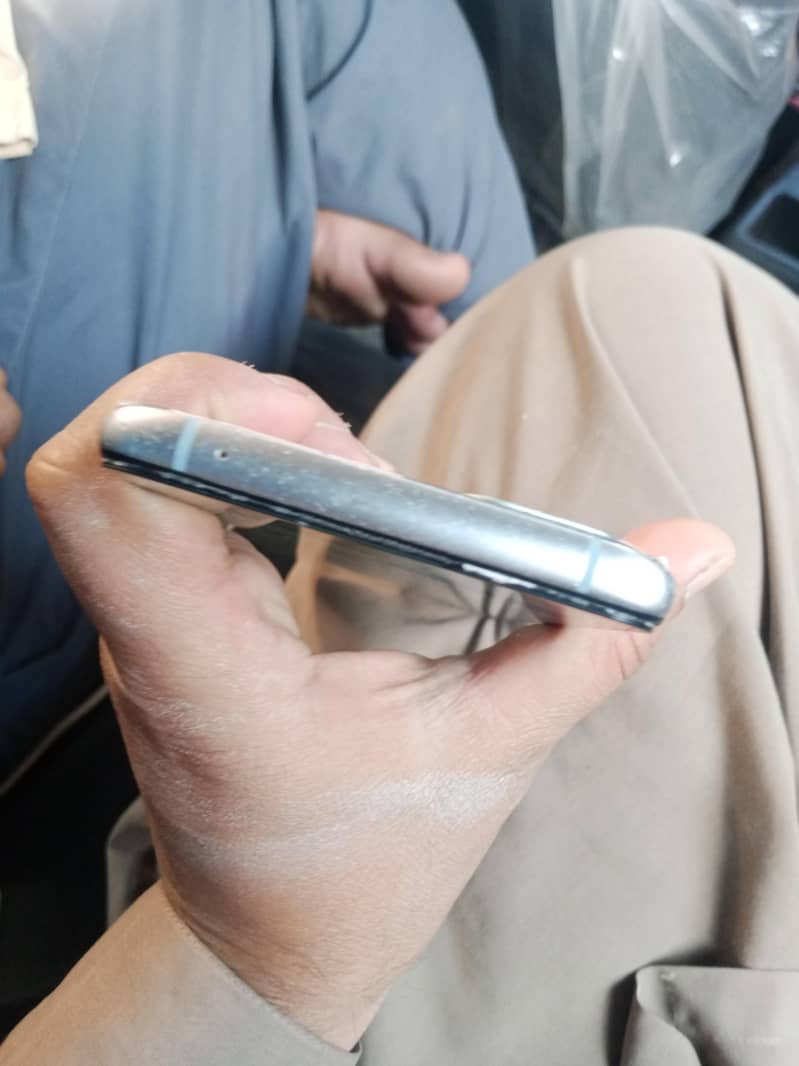 One Plus 9R 3