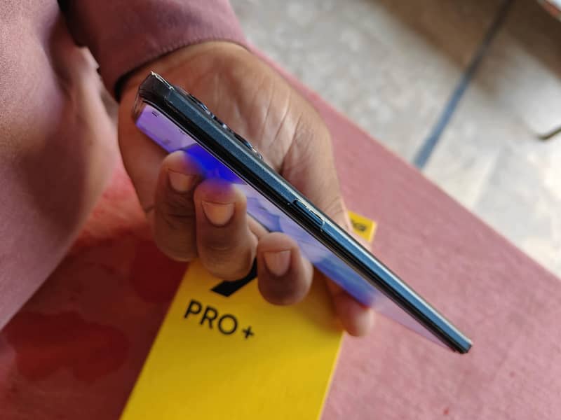 Realme 9 Pro Plus 4