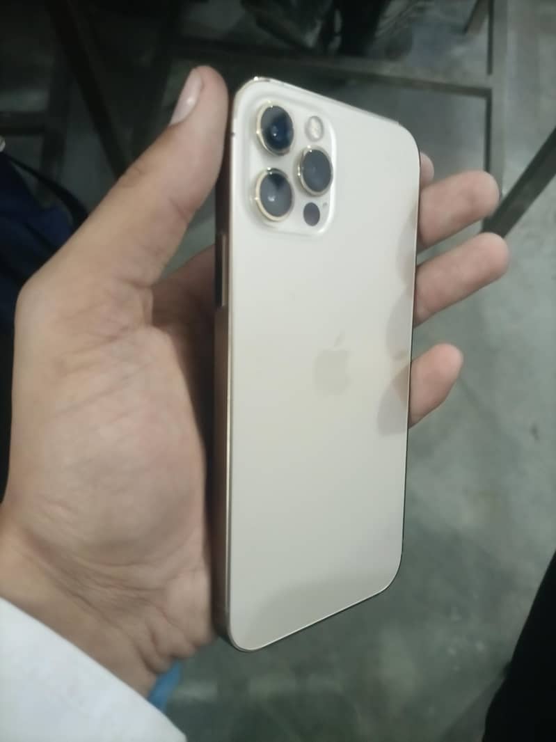 Apple iPhone 12 Pro 6