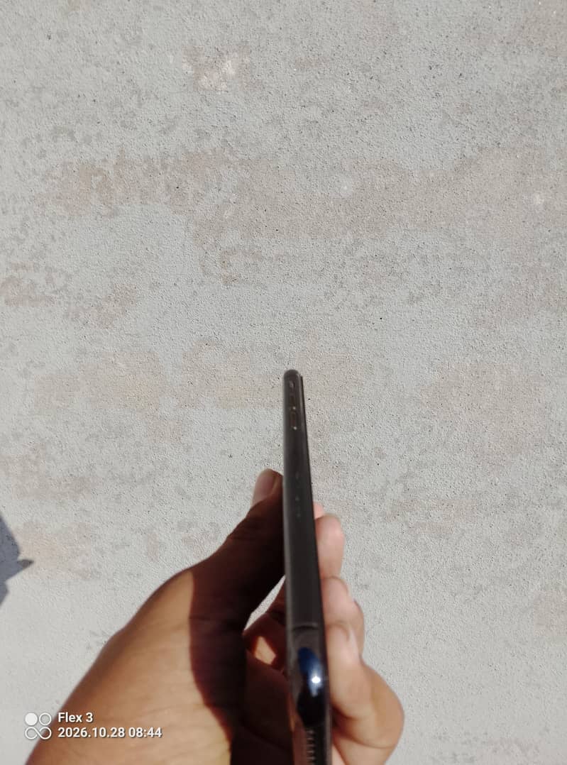 Apple iPhone X 3