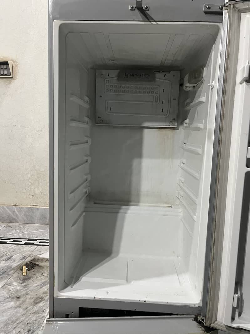 Pel refrigerator 9