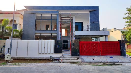 House Sized 1 Kanal In Dream Gardens