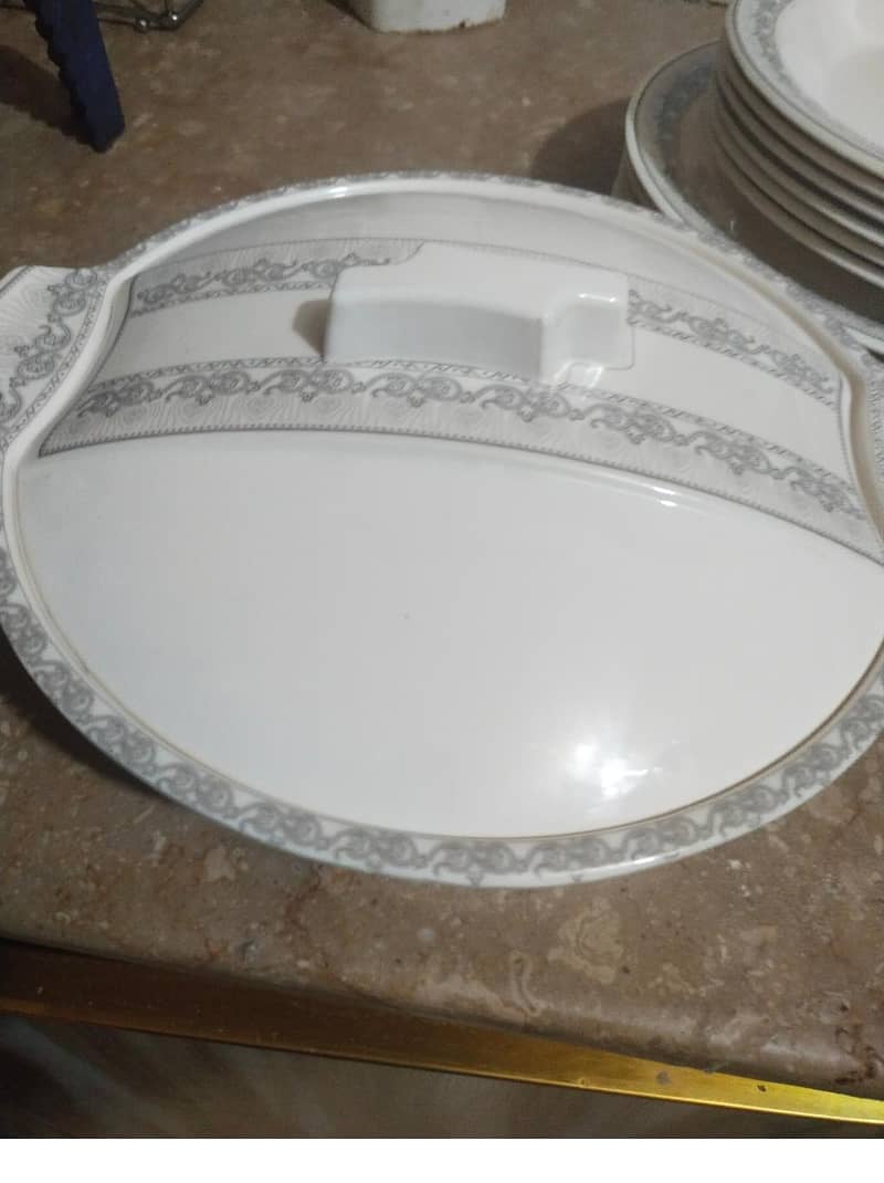 dinner set 1