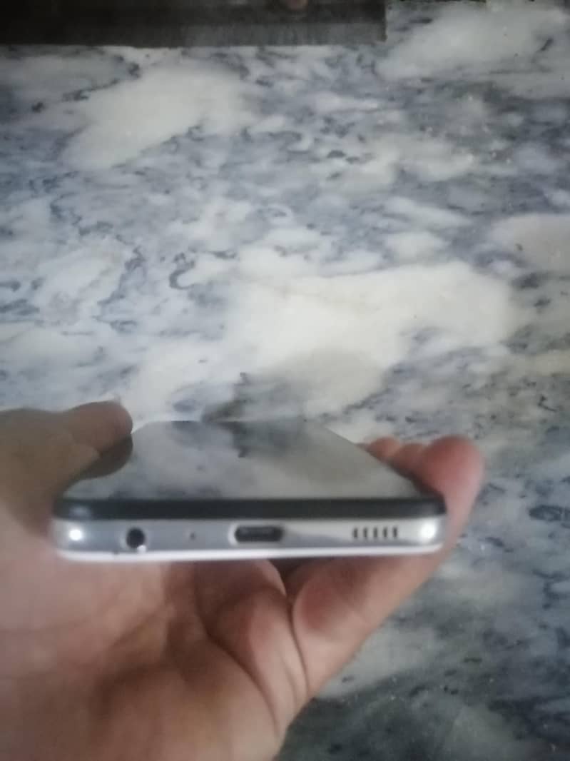 Samsung Mobile A32 11