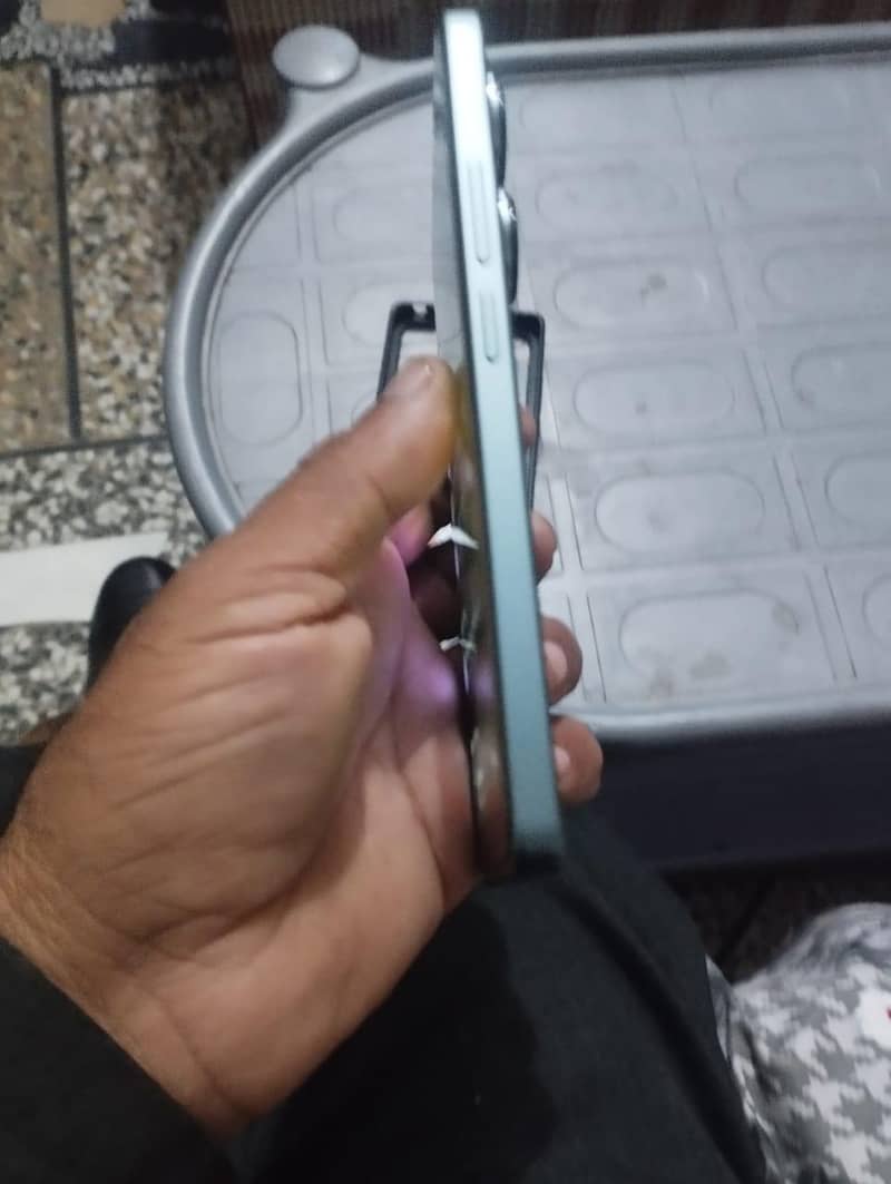 Xiaomi Redmi Note 13 Pro 3