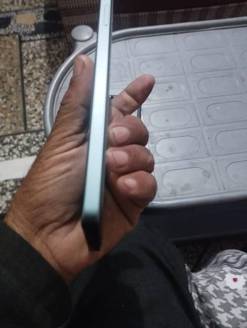Xiaomi Redmi Note 13 Pro 4