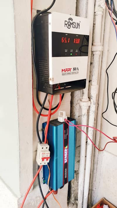 4000 W Inverter and MPPT charger  Controler