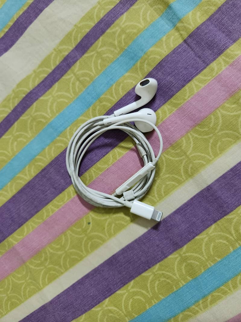 Apple iPhone 13 Pro Max 2