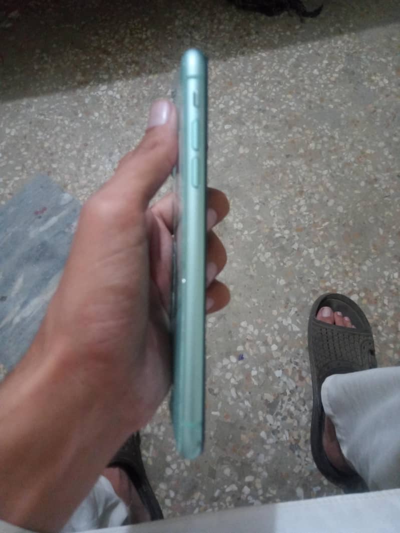 Apple iPhone 11 1
