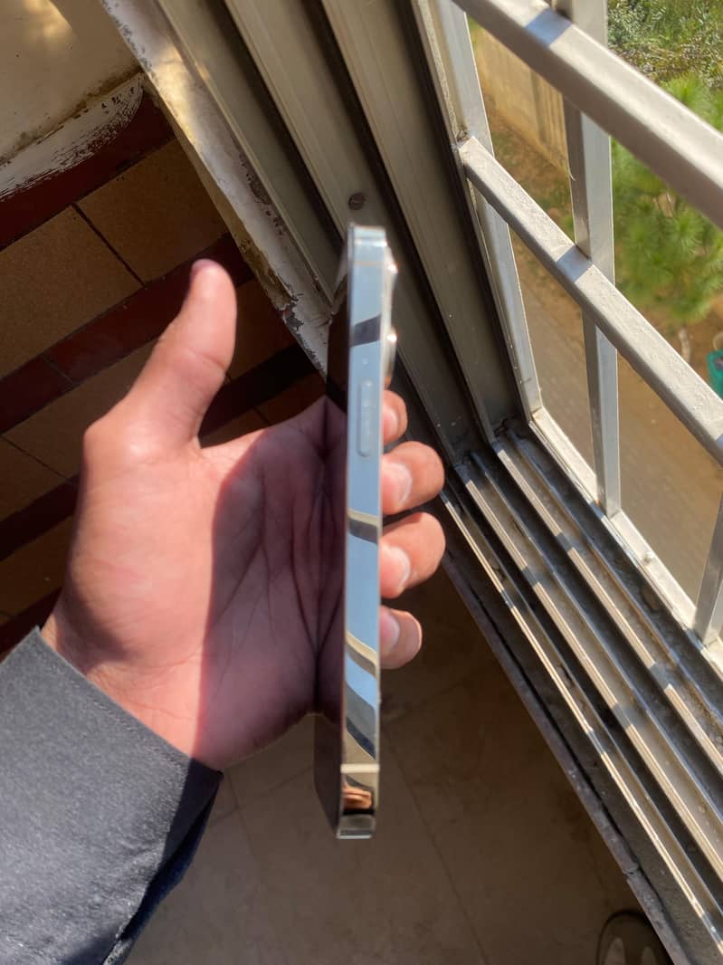 Apple iPhone 14 Pro 5