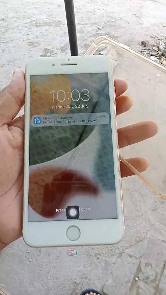 Apple iPhone 7 Plus 2