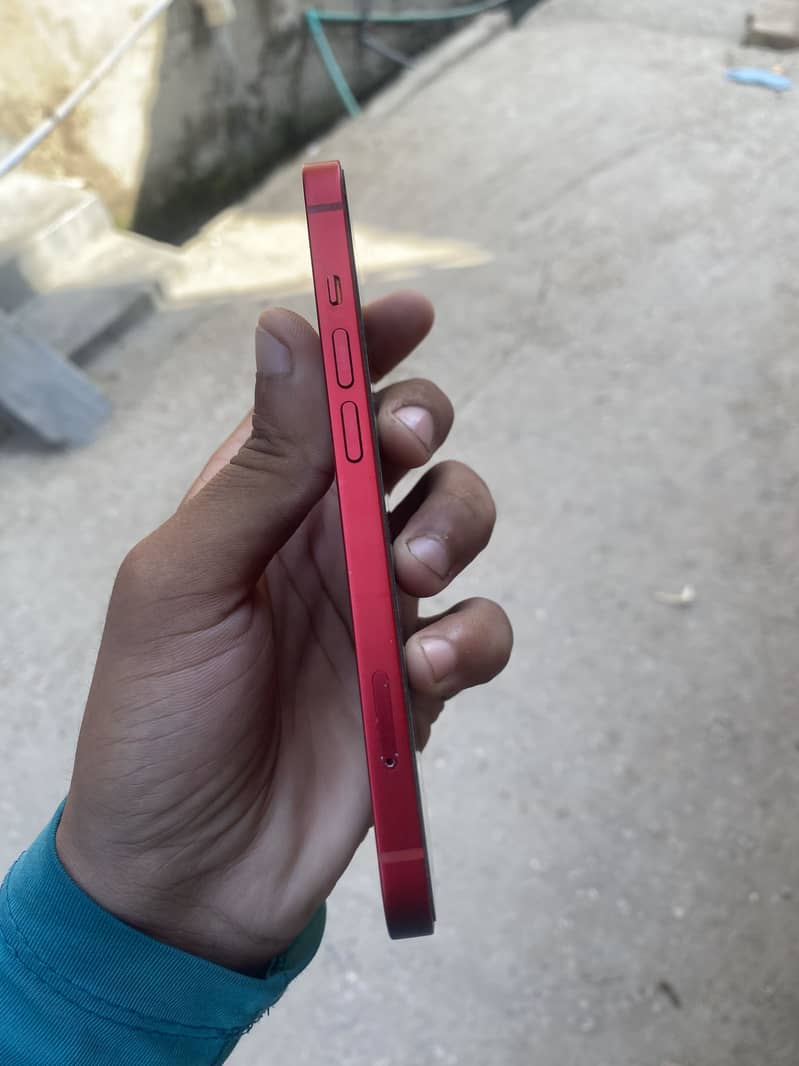 Apple iPhone 13 mdm 5