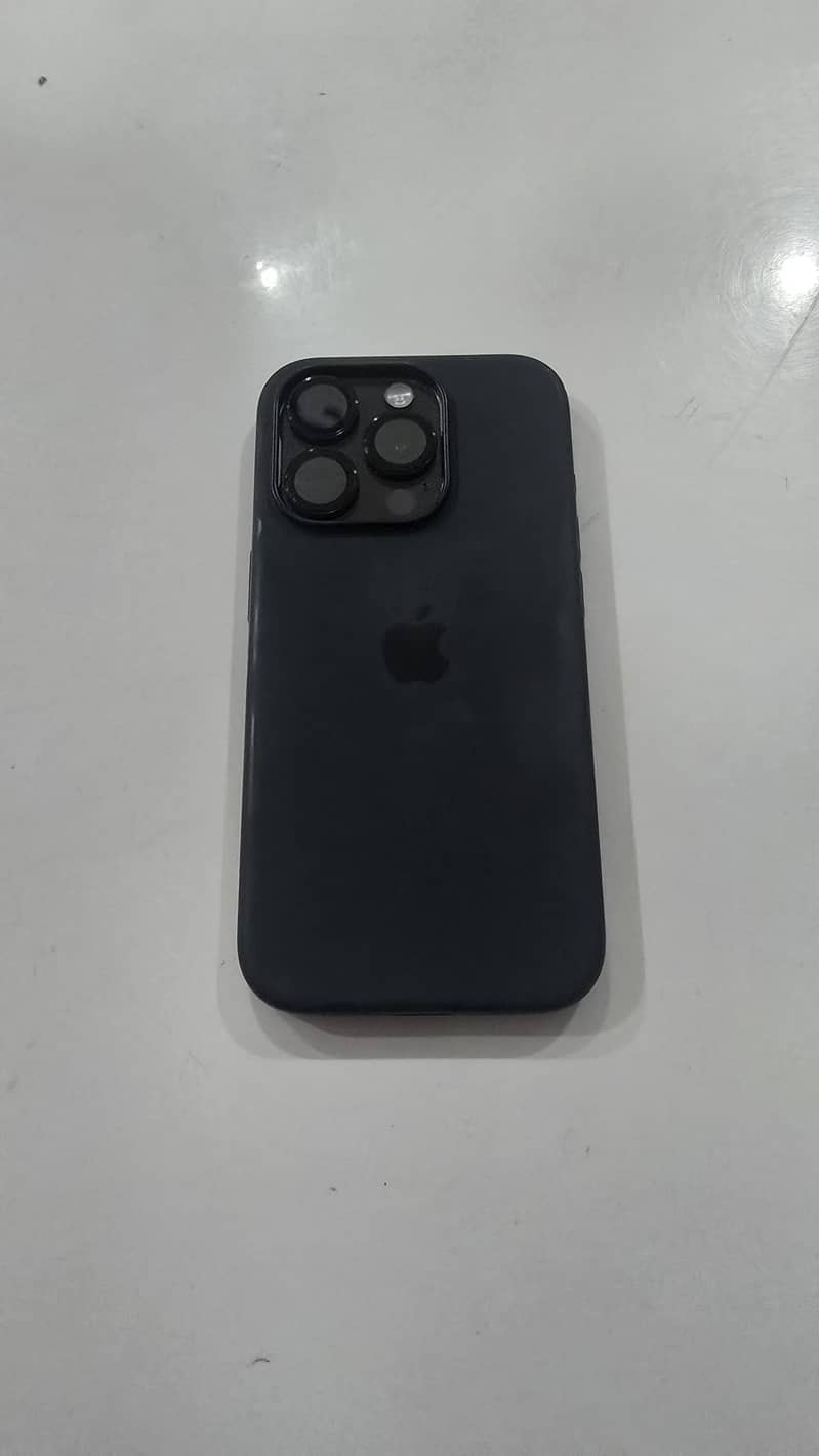 Apple iPhone 15 Pro 1