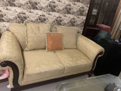4 years old furniture , brand new condition