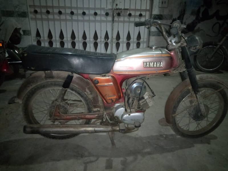 Yamaha 80 1
