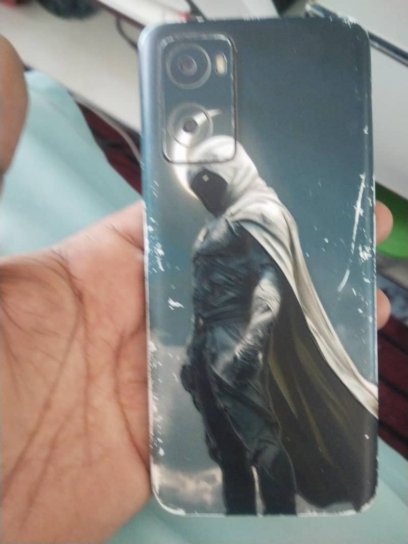 OPPO A76 1