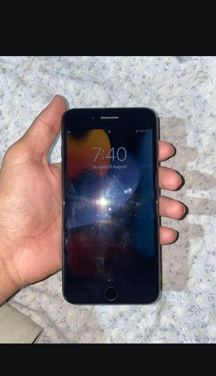 Apple iPhone 7 Plus 2