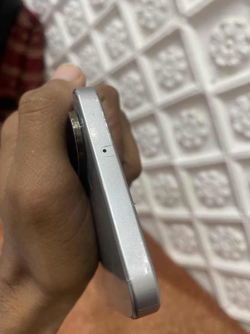 Samsung Mobile A17 3