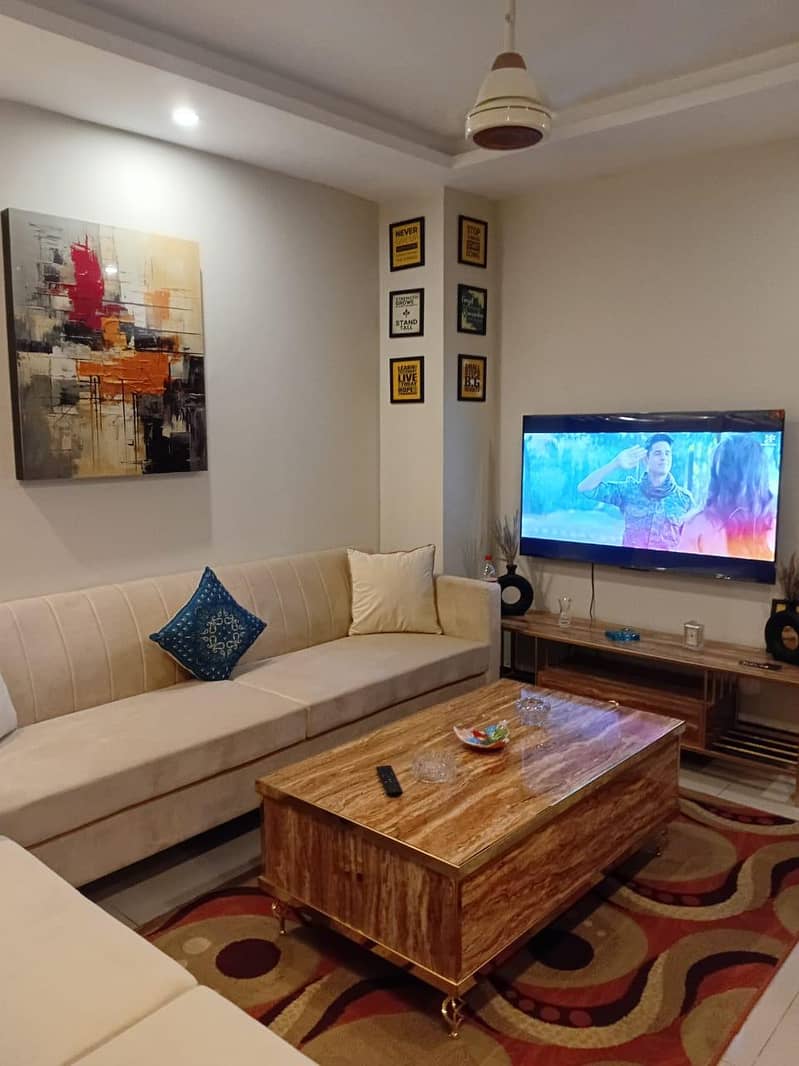 Safe & Secure 1Bed flat for Daily Basis 3