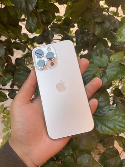 IPHONE 15 PRO MAX--WATERPACK--ICLOUD LOCKED