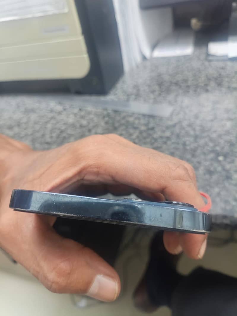 Apple iPhone 12 Pro Max 5