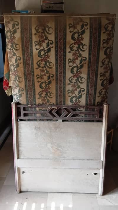Single Bed 10,000